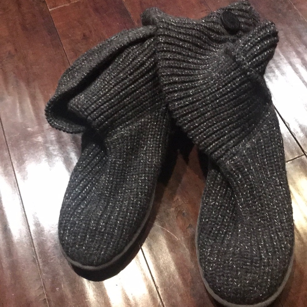 UGG Women's Classic Cardy Boots size 10